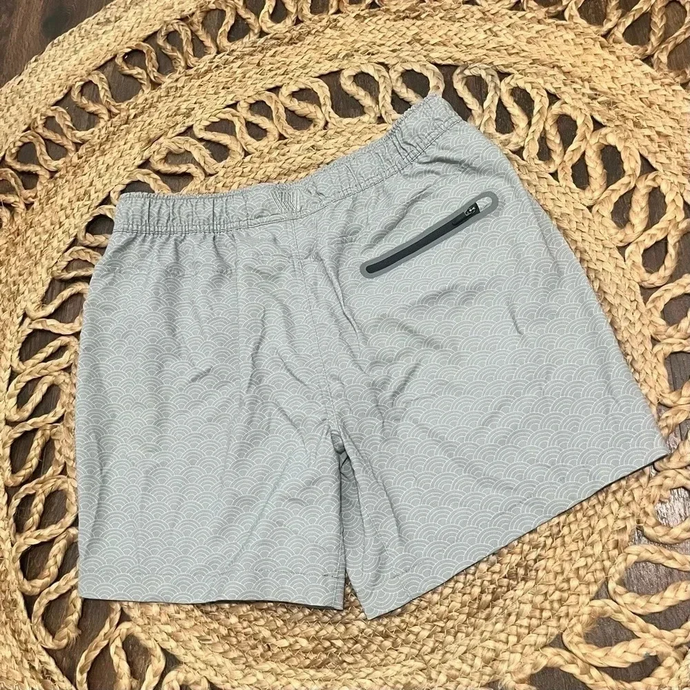 Mack Weldon Shorts Men’s Size Lg Grey Athletic Zipper Pockets